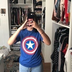 Caption America Men’s Graphic Tee